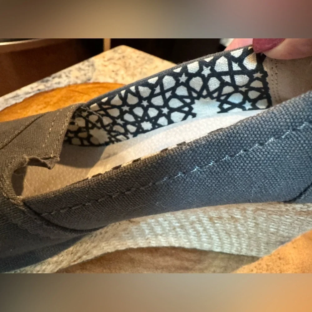Toms wedge espadrilles